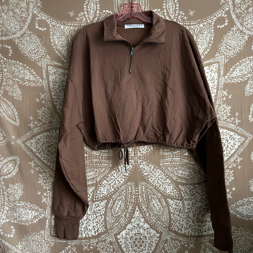 Shop Tan + Lines by Silvan Ayla Barbra Crop Sweatshirt